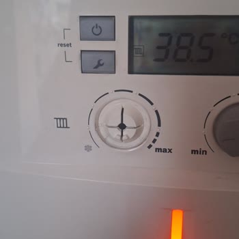 Bosch Kombi Düğmesi Sorunu Ve Yüksek Ücret Talebi