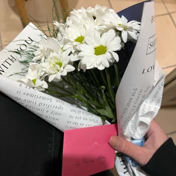 Beklenen Çiçek Buketi Hayal Kırıklığına Dönüştü