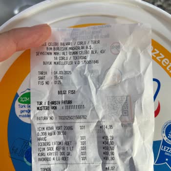 İçim Yoğurt İçerisinde Siyah Kalıntı Şoku