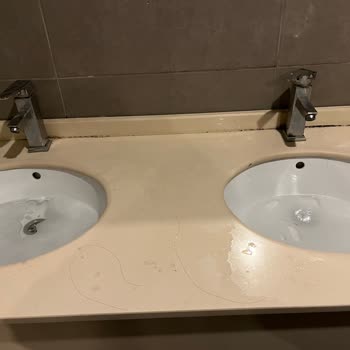 Hijyen Sorunları Ve İlgisiz Çalışanlar