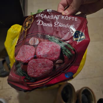 Aldığım Köfteler Kötü Kokuyor Ve Tüketilemez Durumda
