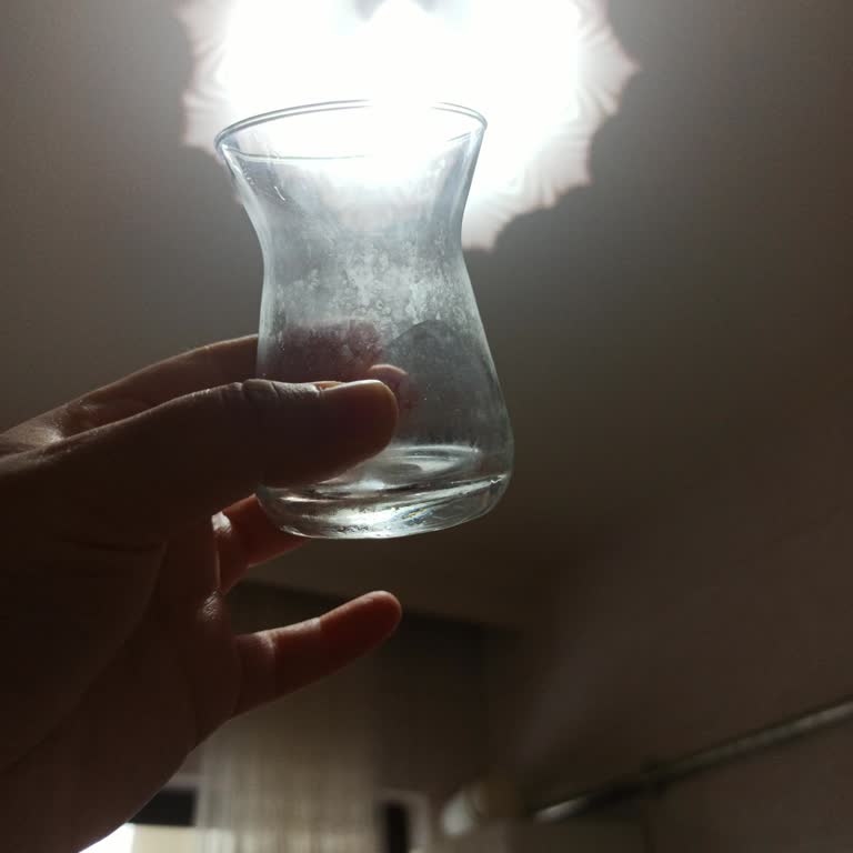 Asperox Tablet İle Bardaklarda Kalıcı Lekeler Ve Sağlık Tehditleri