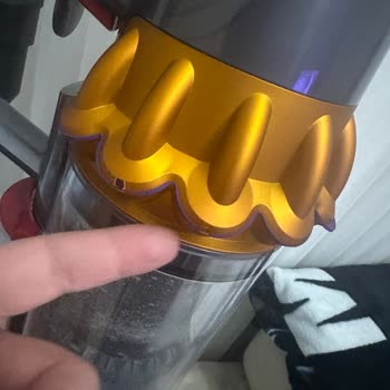 Dyson V15 Süpürgemde Kopmalar Ve Aşınmalar