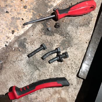 Küba Kristal 50: Hayati Tehlike Ve Müşteri Memnuniyetsizliği