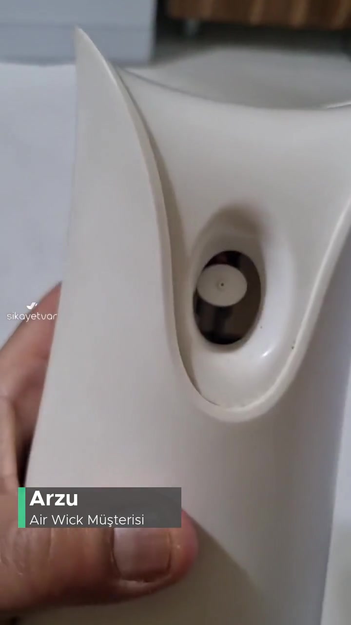 Air Wick Spreyler Makineyle Hata Veriyor! videonun kapak resmi