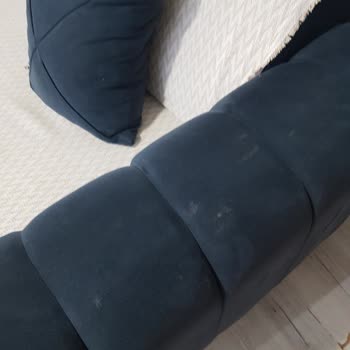 Müşteri Hizmetlerinde Hayal Kırıklığı: Lekeli Koltuk Ve Çözüm Bekleyen Sorun