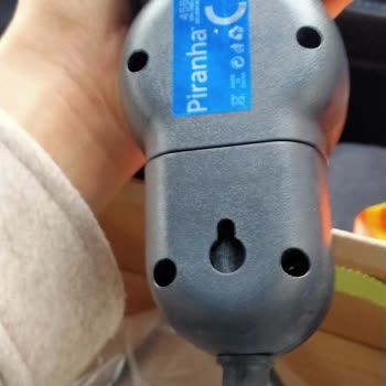 Piranha Priz Patladı, Yangın Çıkardı Ve Müşteri Hizmetleri Çözüm Sunmuyor