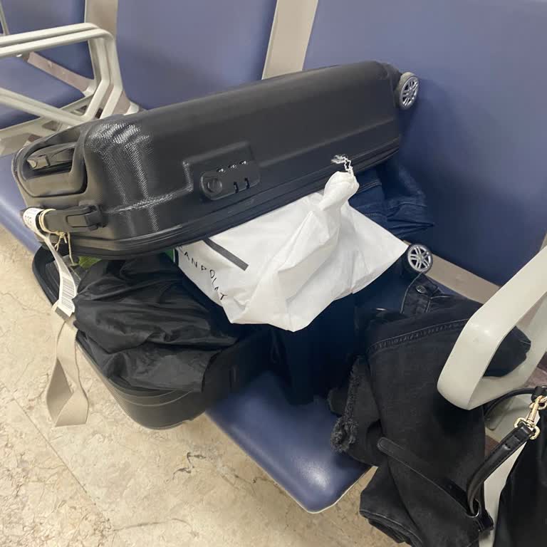 Pegasus Valiz Fırlatma Skandalı: Annemin Valizi Tanınmaz Halde