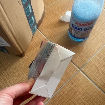 Kırık Ürünler Ve Müşteri Hizmetlerine Ulaşamama Sorunu