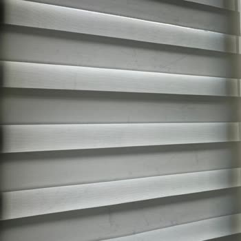 Zebra Perdelerde Defolu Kumaş Ve Kötü Müşteri Hizmeti