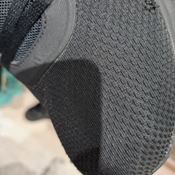 Ayakkabılarımın Üst File Kısımları Patladı, Destek Bekliyorum