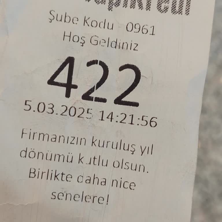 Gimat Şubesi'nde Uzayan Sıra Çilesi