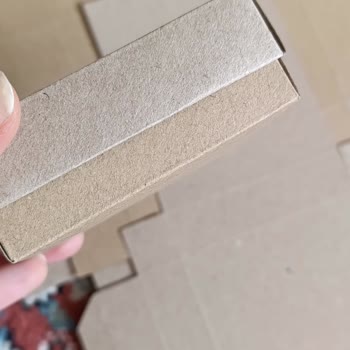 Yanlış Renk Ve Kalitede Gelen Kutular, İade Sürecinde Sorunlu İletişim