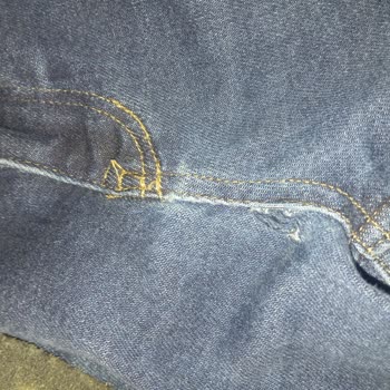 LC Waikiki'den Aldığım Pantolonun Kalitesizliği Ve İade Sorunu