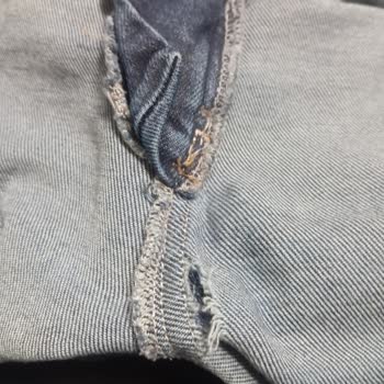 LC Waikiki'den Aldığım Pantolonun Kalitesizliği Ve İade Sorunu