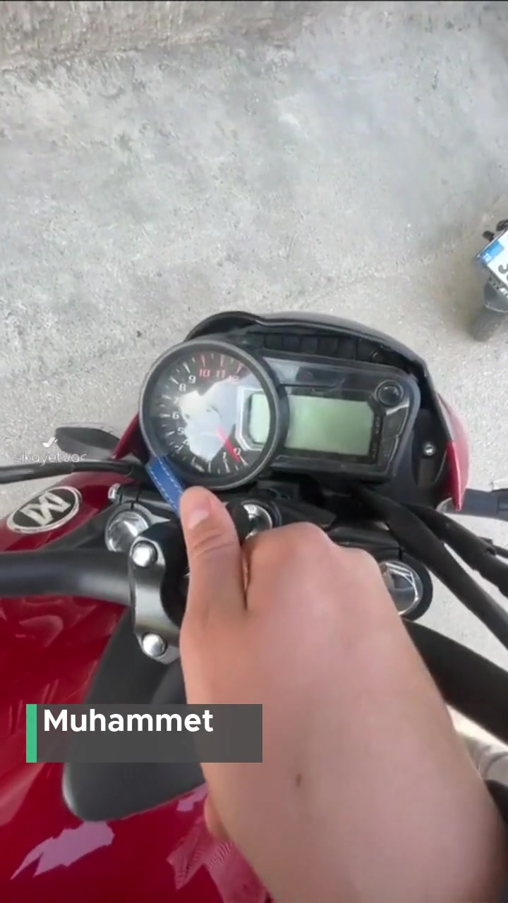 Gizerler | Gizerler.com Motosiklet Arızası Bitmiyor! videonun kapak resmi