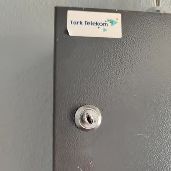 Türk Telekom Personelinin Davranışı Ve Hasar Bırakması
