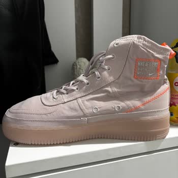 Yanlış Ürün Ve İade Sorunu: Fallacy Sneakers