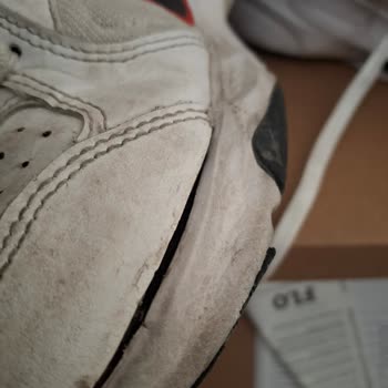 Kısa Sürede Açılan Nike Ayakkabı Hayal Kırıklığı