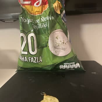 Lays Paketinde Plastik Madde Şoku