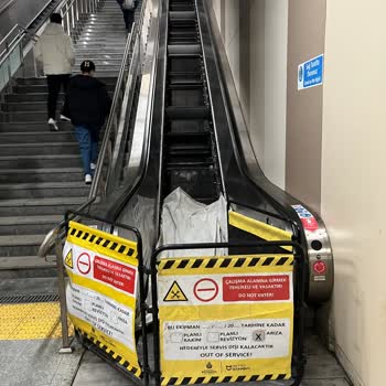 Eyüp Yeşilpınar Metro Durağındaki Uzun Süreli Arıza