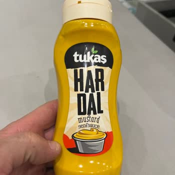 Tukaş Hardal'da Plastik Ve Kimyasal Koku Şoku