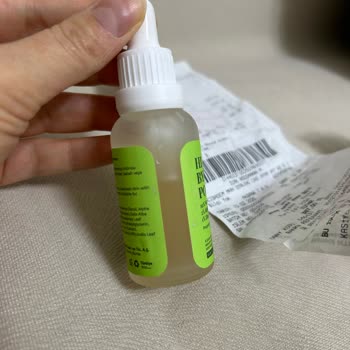 Renk Değişimi Ve Cilt Sorunları: S'he Vec Niacinamide Hayal Kırıklığı
