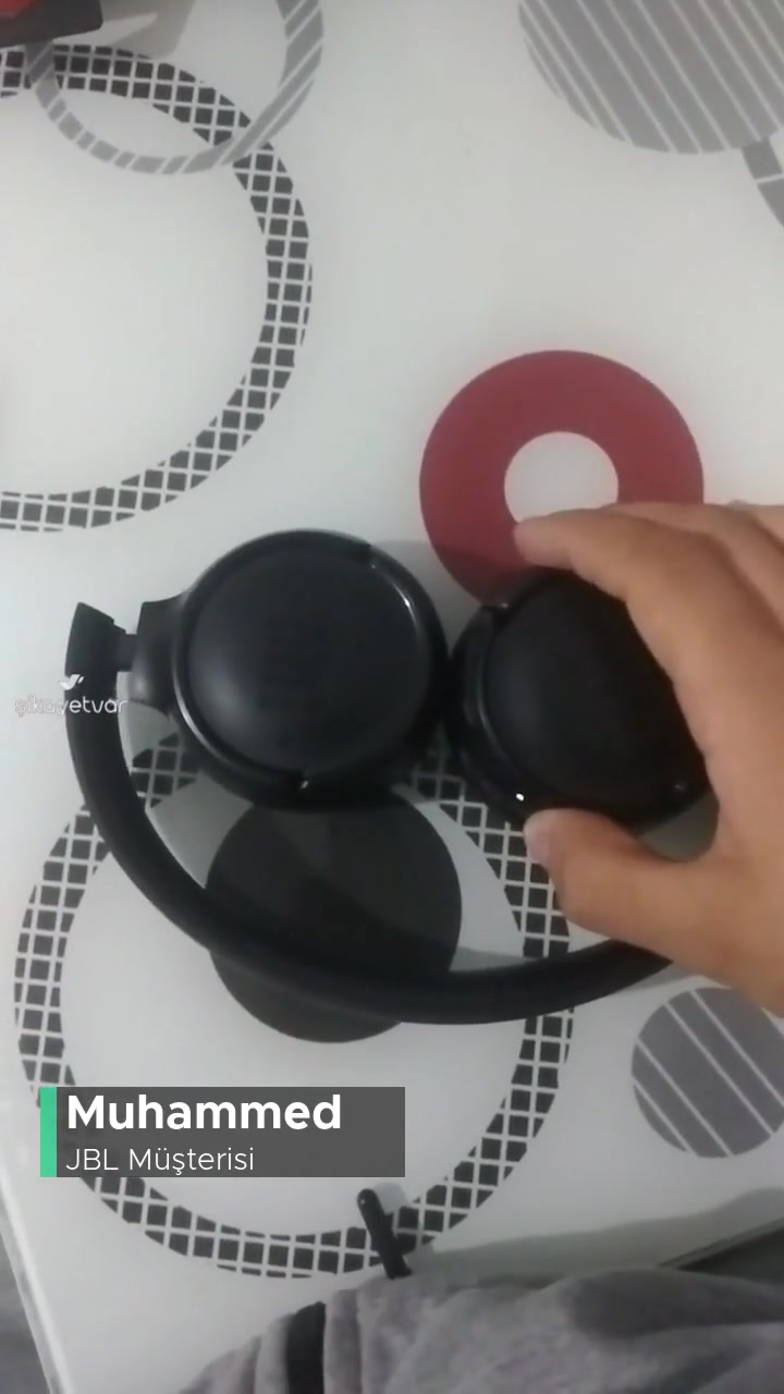 JBL 570 Bt Kendi Kendine Kapanıyor videonun kapak resmi