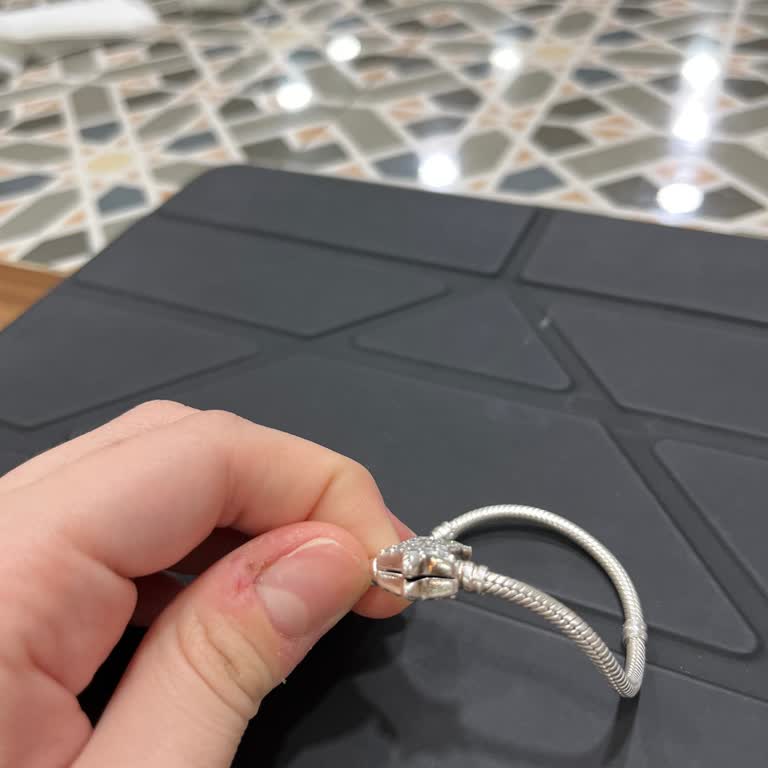 Pandora Bilekliğim Paslandı: Çözüm Bekliyorum
