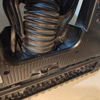 Bosch Seri 6 Süpürge Makinesinde Kronik Başlık Sorunu