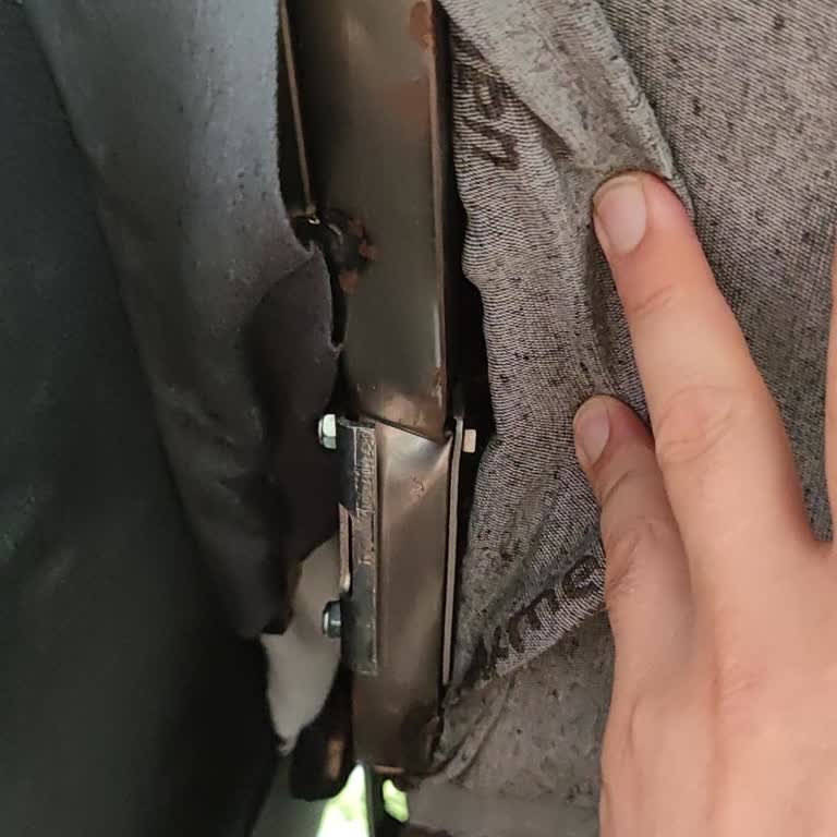 Mobilya Mağazasının Sorunlu Cekyatları