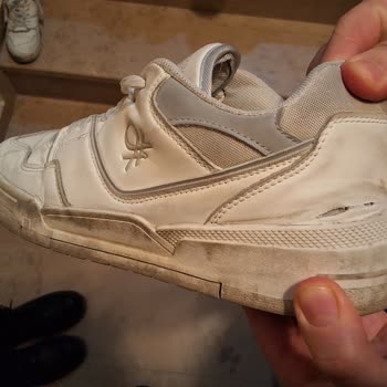 Dayanıklılığı Sorgulatan Ayakkabı Deneyimi