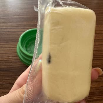 Açılmamış Pakette Küflenmiş Tereyağı Şoku