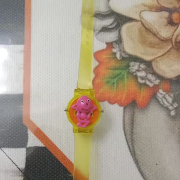 Bozuk Oyuncak Saati: Hayal Kırıklığı Ve Boşa Giden Para