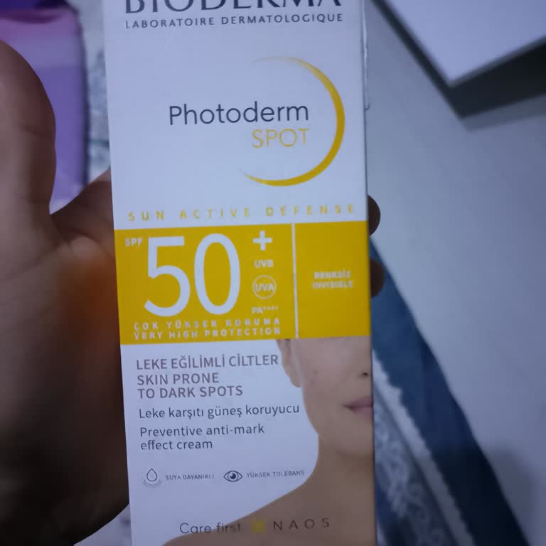 Ciltte Sivilce Ve Kaşıntı Yapan Güneş Koruyucu