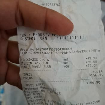 Aşırı Yağ Kokusu Ve Soluk Renk: Sağlıksız Ürünler