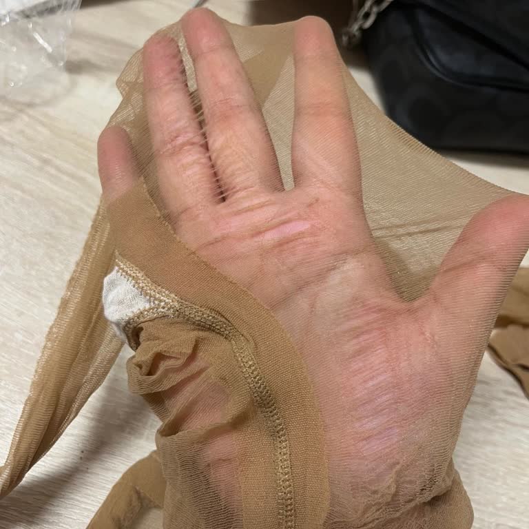 Kullanılmış Ürün Şoku: Giyilmiş Çorap Satışı