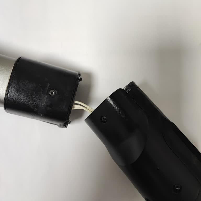 Philips Süpürge Borusu Kırılma Sorunu Ve Müşteri Mağduriyeti