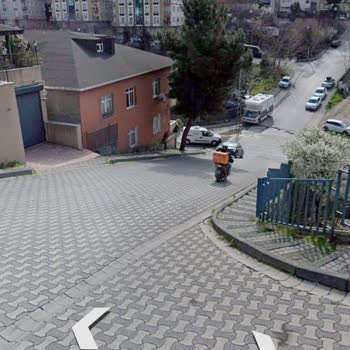 Ters Yön Tabelası Sorunu: Acil Durum Araçları İçin Tehlike