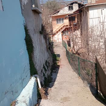Kocaeli Büyükşehir Belediyesi Tehlike Saçan Metruk Ev İçin Acil Çözüm Talebi