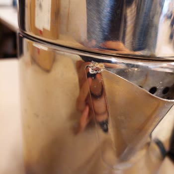 Paslanmaz Çelik Çaydanlıkta Paslanma Ve İlgisizlik Sorunu