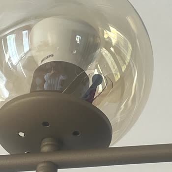 Mudo Avizeleri: Dayanıksız Tasarım Ve Çatlayan Camlar