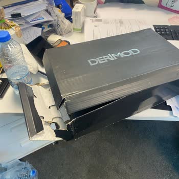 Derimod'dan Gelen Hasarlı Ve Yanlış Ürünler