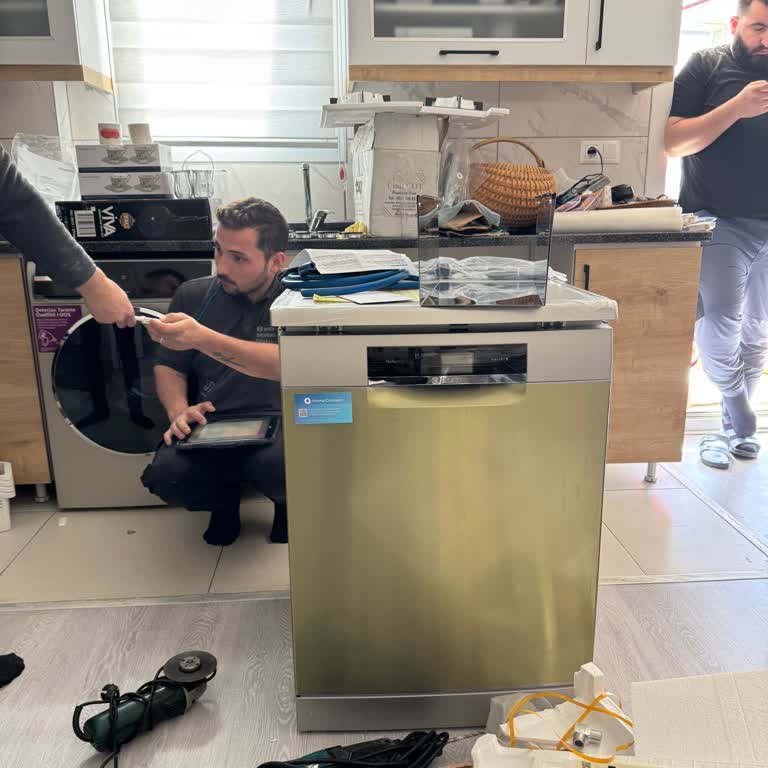 Yeni Alınan Bulaşık Makinesinde Kırık Parça Sorunu