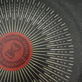 Tefal Tava: Beklenmedik Çizikler Ve Kalite Sorunu