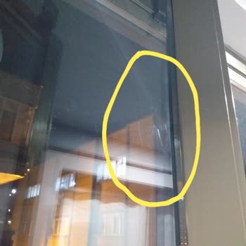 Isıcamlı Cam Balkon Sisteminde Derin Çizikler Ve Güvenlik Sorunları