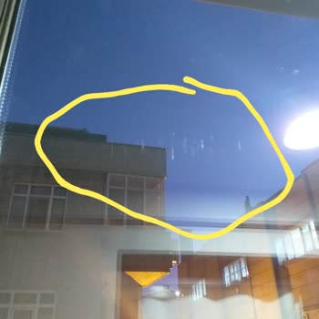 Isıcamlı Cam Balkon Sisteminde Derin Çizikler Ve Güvenlik Sorunları