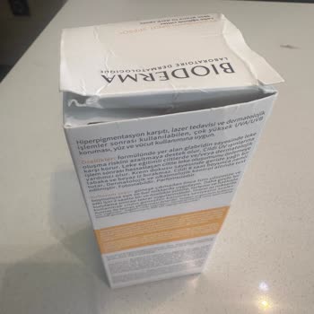 Получила дефектный крем Bioderma и замену в поврежденной коробке