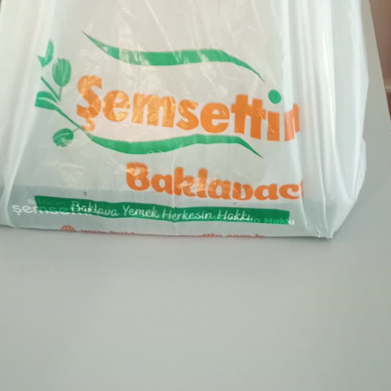 Baklavacı Şemsettin Ankara Kızılay'da Müşteri Memnuniyetsizliği: Ani Fiyat Artışı ve Saygısız Hizmet