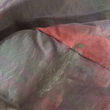 Aras Kargo İle Gelen Zara Siparişim Lekeli Çıktı